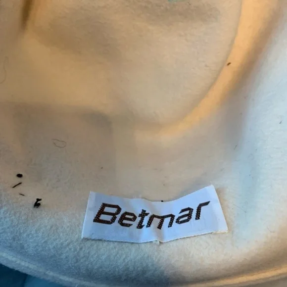 Vintage Betmar Wool Fedora Hat with Bow Feather Cream Off White Black
